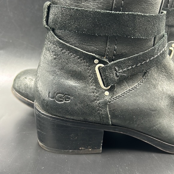 UGG AUSTRALIA DARCIA BLACK LEATHER KNEE HIGH BOOT WOMEN SIZE 8.5 RIDING BOOT - Picture 2 of 14